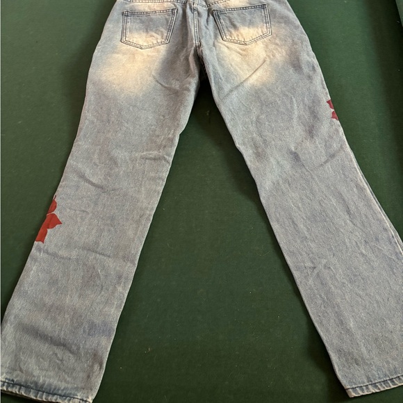 Miss look floral jeans sz Medium. Like new condition. - Picture 3 of 6